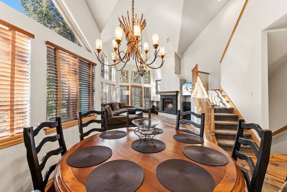 Spacious, open floor plan perfect for entertaining