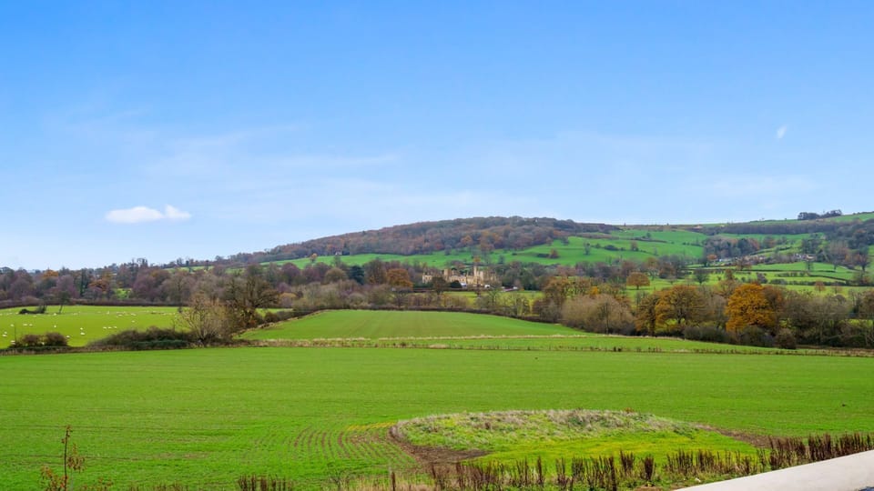 Your eye is immediately drawn to the panoramic views over Winchcombe and Sudeley Castle and you will find yourselves stepping out onto the terrace.