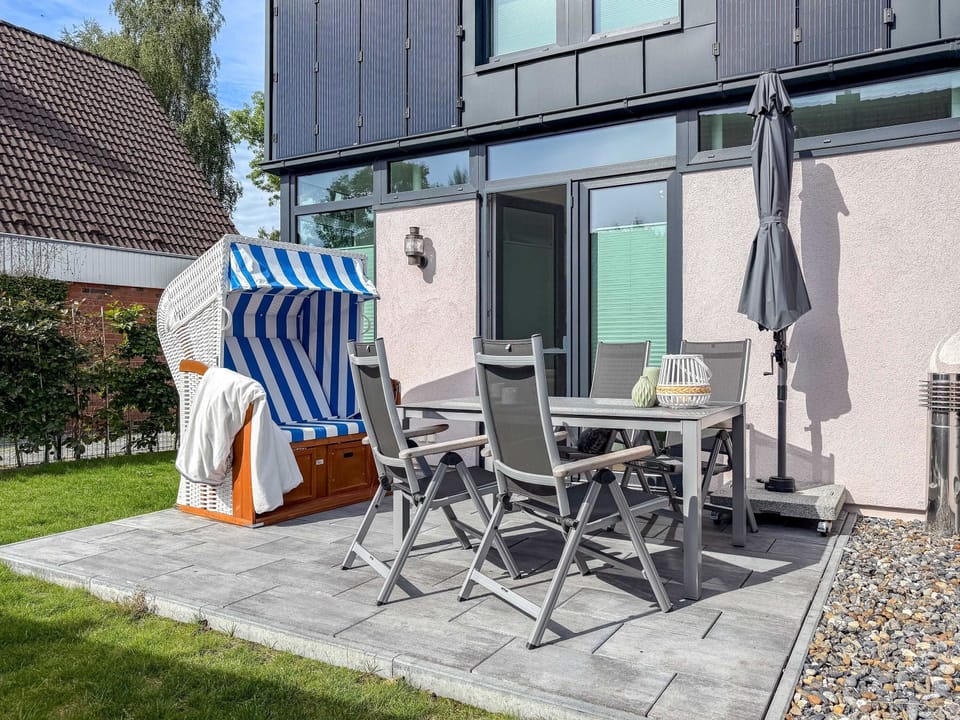Vacation home for 4 guests with 74m² in Zingst (300974) House in Zingst