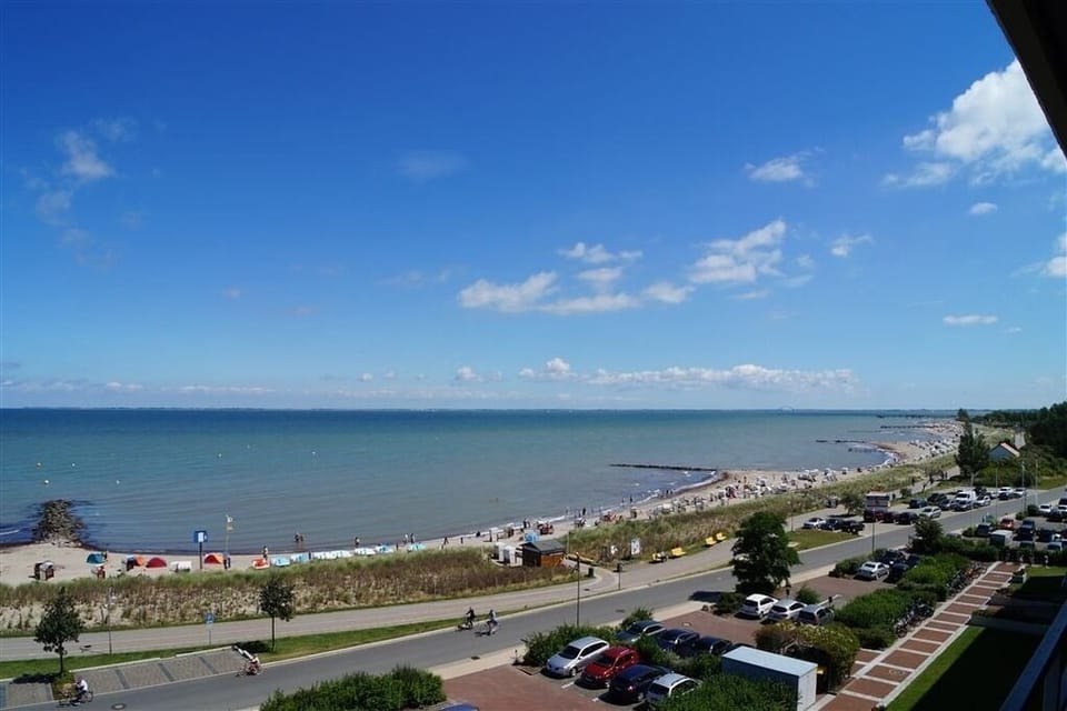 Beach/ocean view