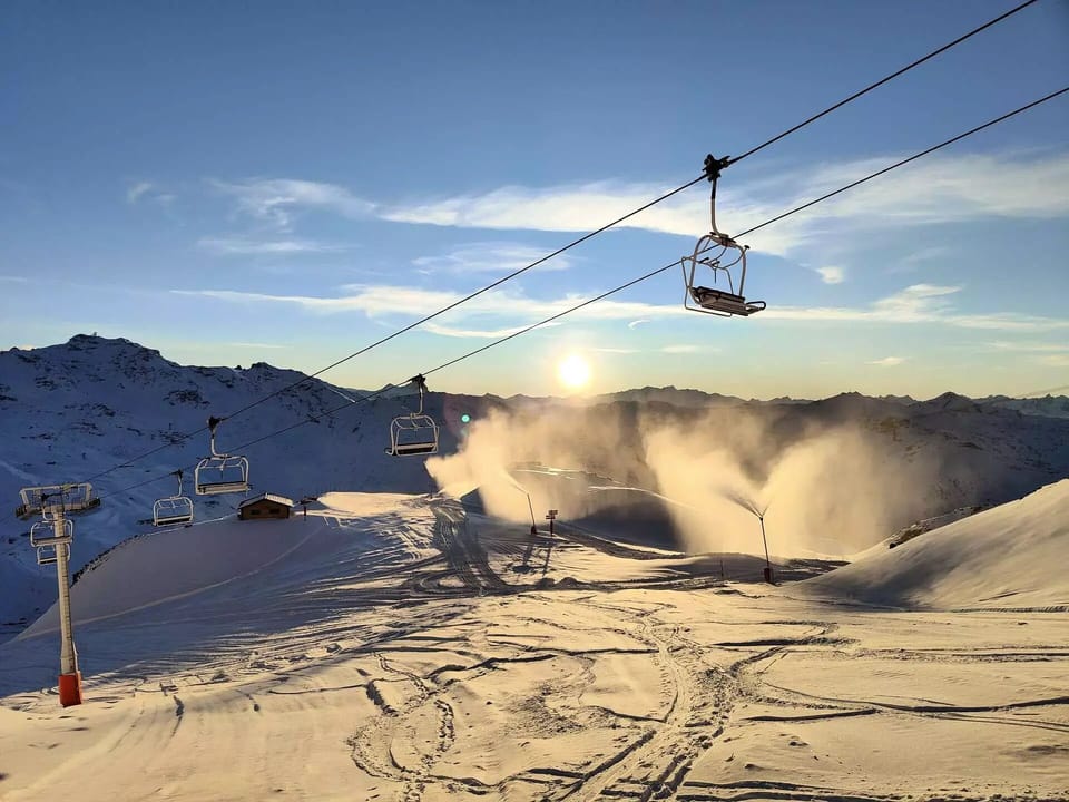 Snow and ski sports