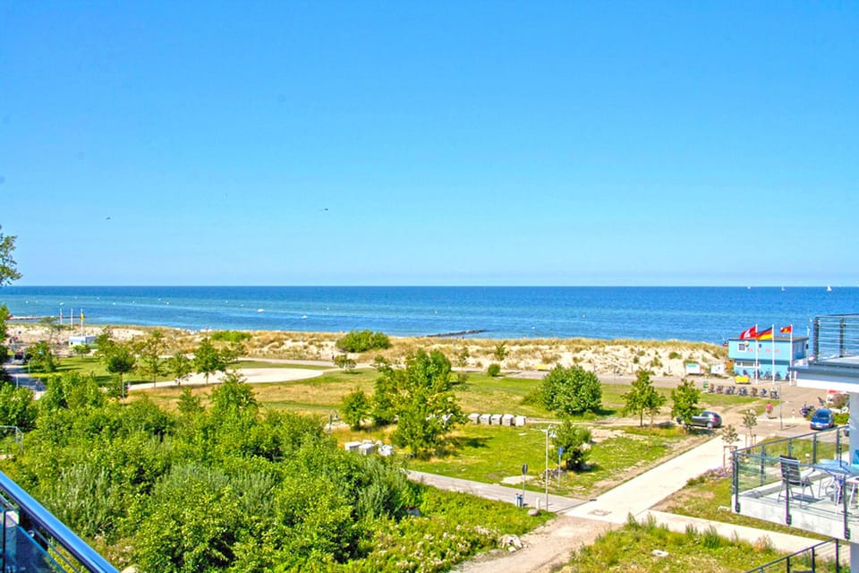 Beach/ocean view