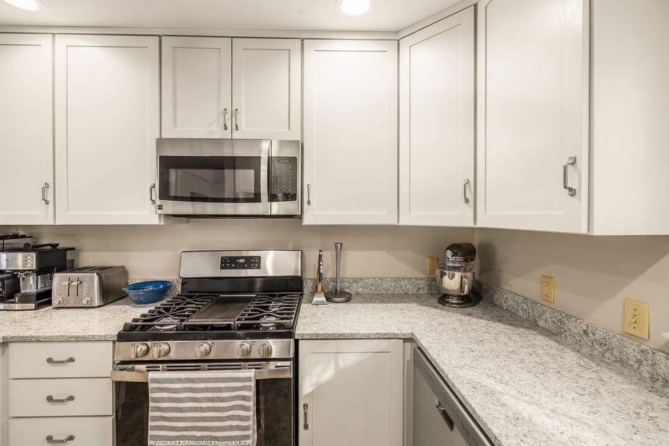 Lots of Counter Space