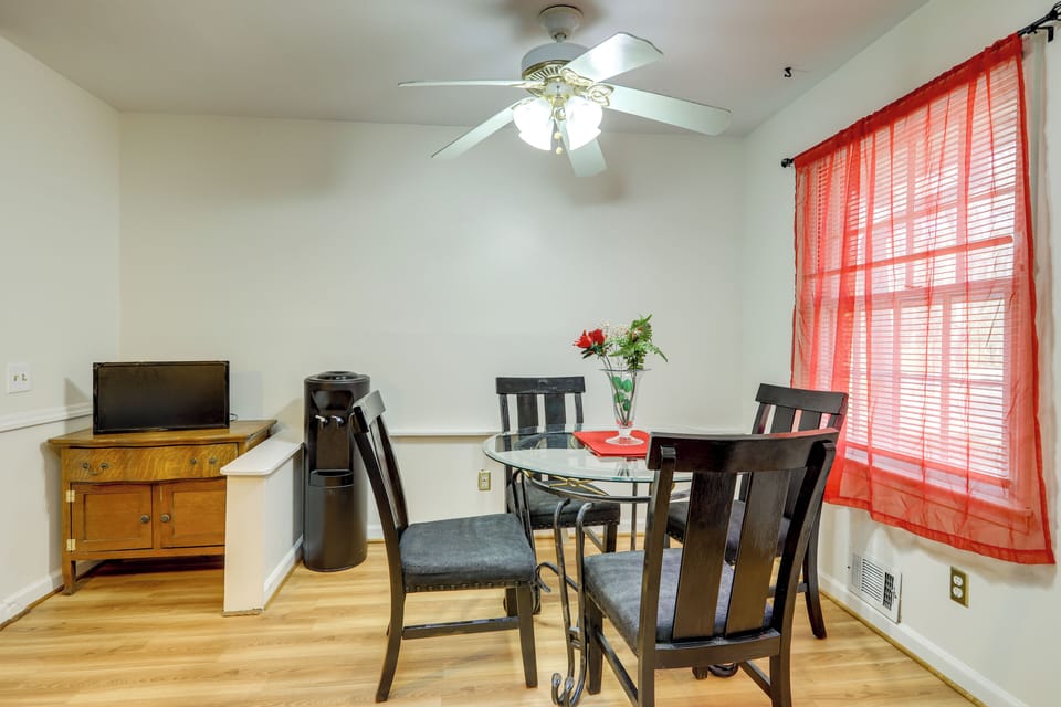 Additional Dining Area