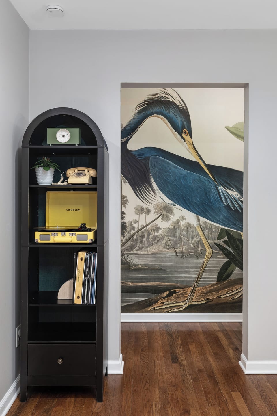 Set the mood with our vintage-style record player. Browse our vinyl collection or connect via Bluetooth to enjoy your favorite tunes while you relax in this stylishly decorated home.