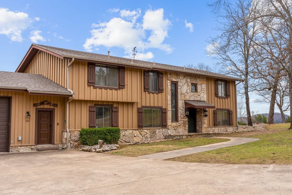 Spacious exterior with easy access, plenty of parking, and room for everyone to settle in comfortably.