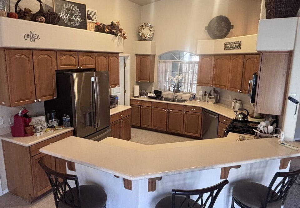 Kitchen - Spacious enough for entertaining with all the modern conveniences!