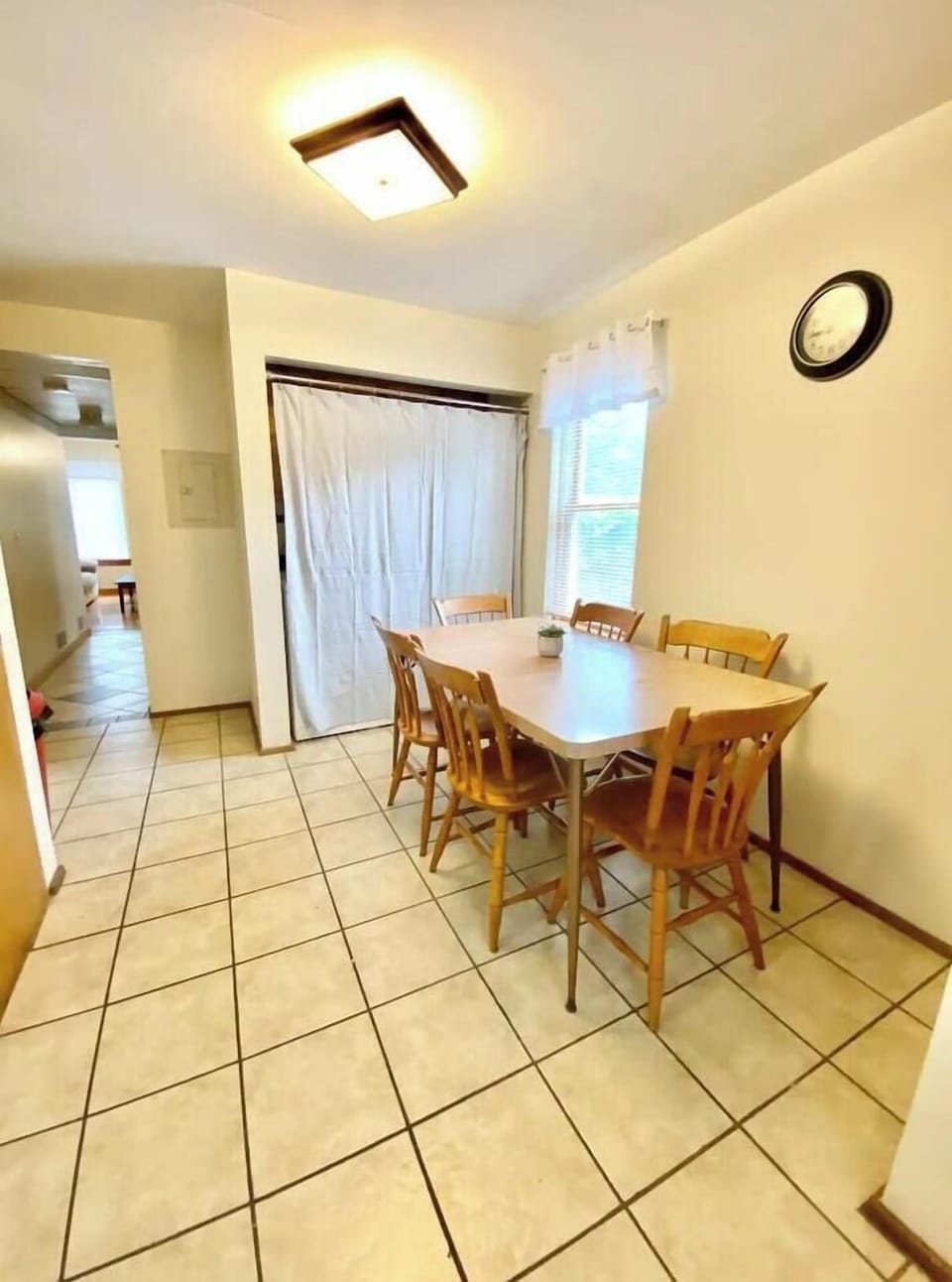 Dining Area 3