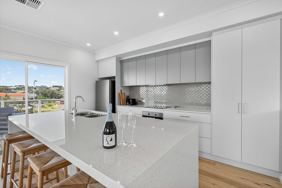 Kitchen with island bench
