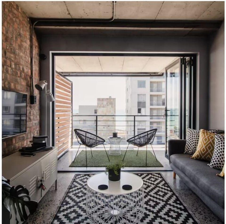 Manhattan on Coral Blouberg Beach Apartment (34804)