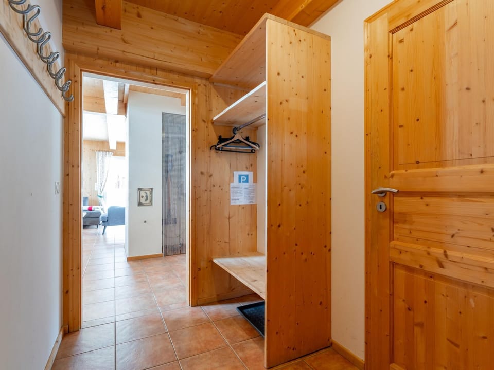 Entrance / Reception