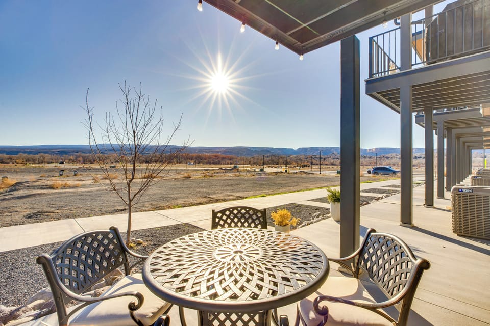 Grand Junction Vacation Rental | 4BR | 3.5BA | 1,969 Sq Ft | Stairs Required