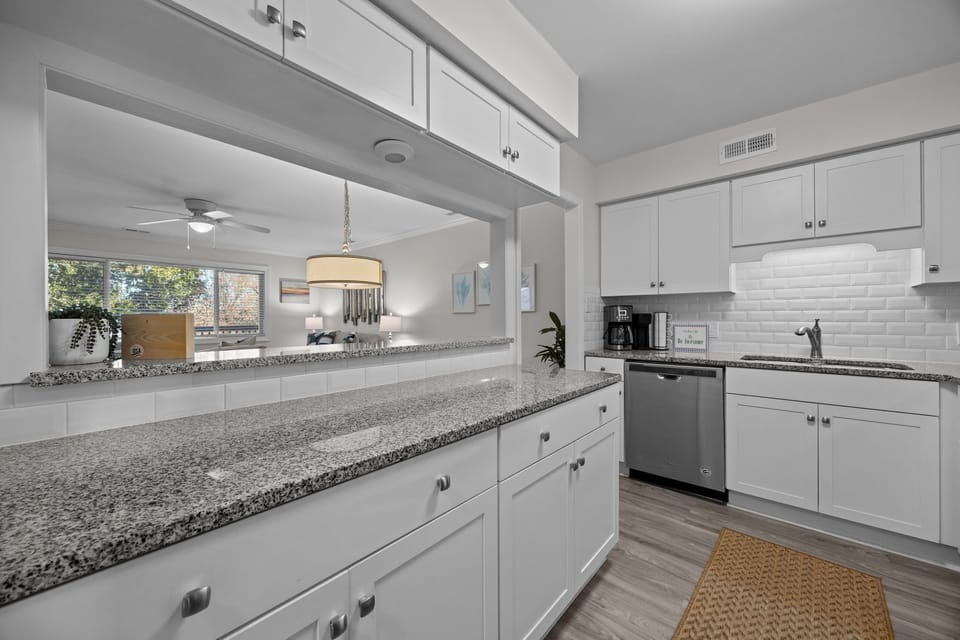 Large Countertop For Serving
