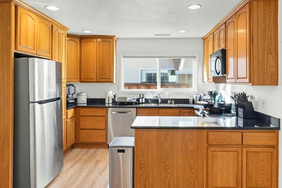 2 kitchen view