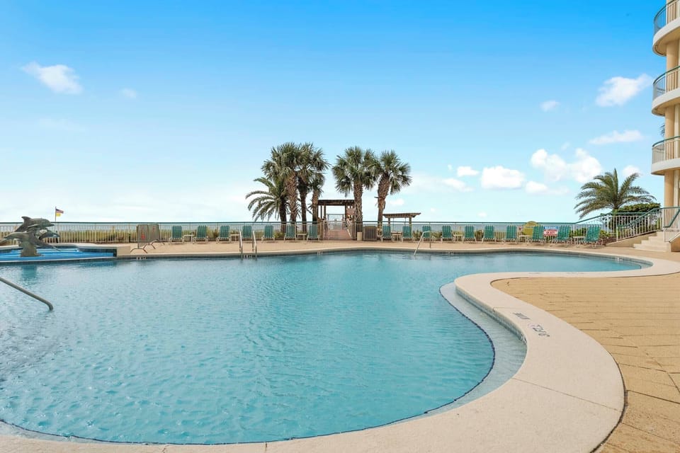 Community outdoor pool