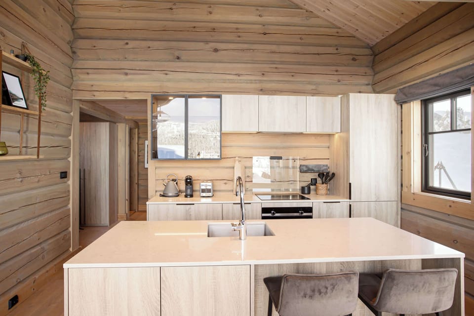 Kitchen with cooking island