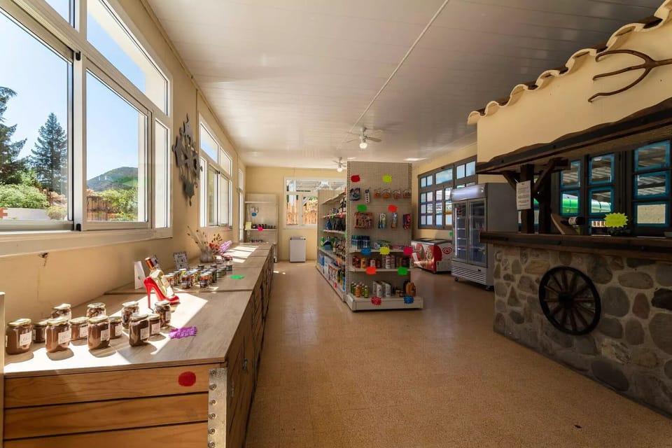 Gift shop