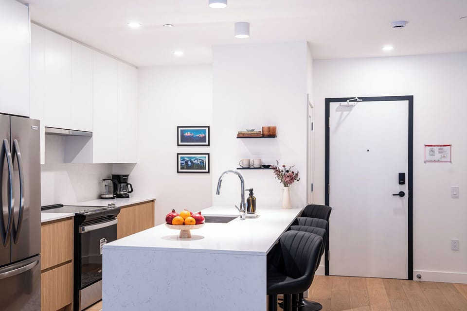 Tall Mountain Kitchen