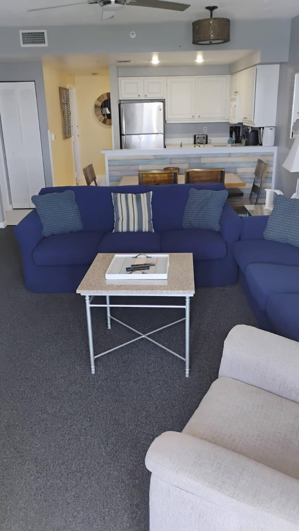 Living/dining/kitchen