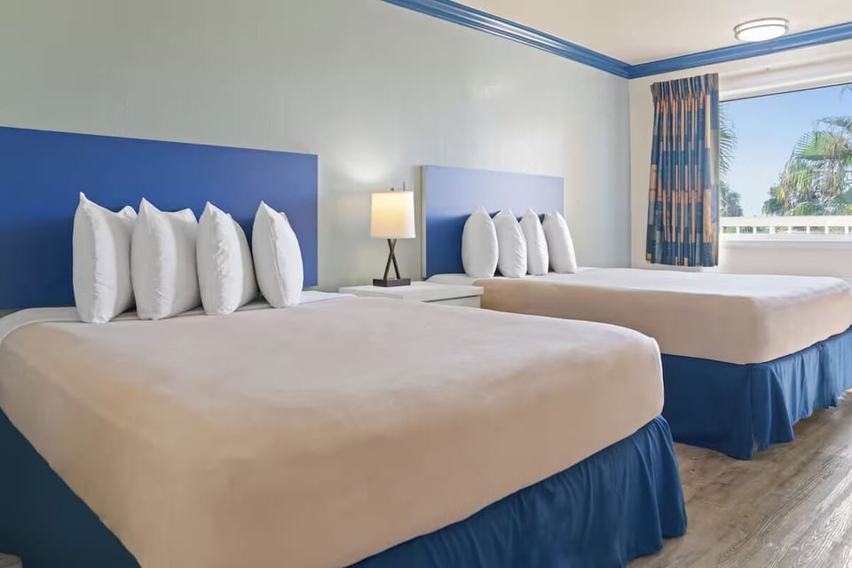 Wake up to sunshine and crisp linens in comfort.