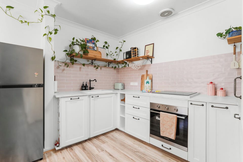 Fully equipped kitchen with everything you need to cook and feel at home