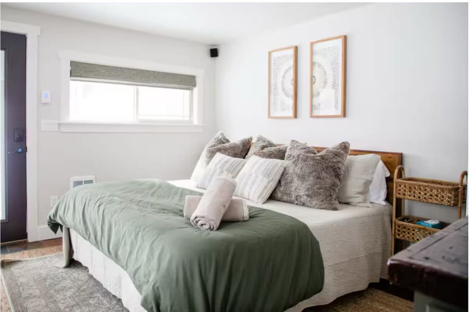 Another view of the casita. A perfect separate space for privacy.