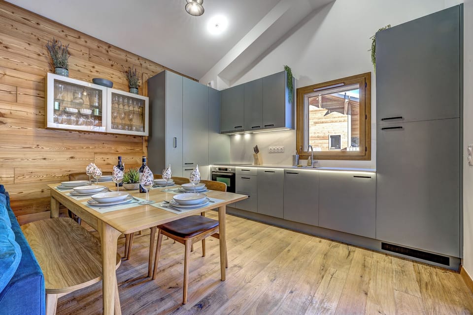 Kitchen/dining area