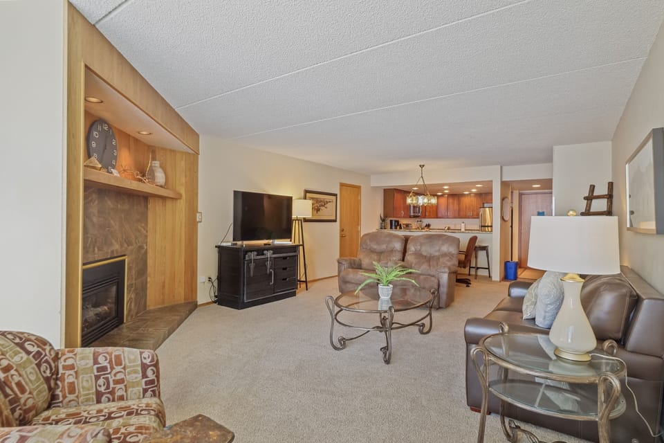 Furniture, Indoors, Living Room, Couch, Lamp