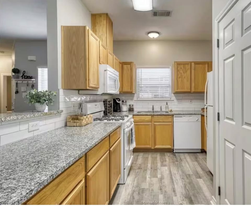Kitchen has plenty of counter space.