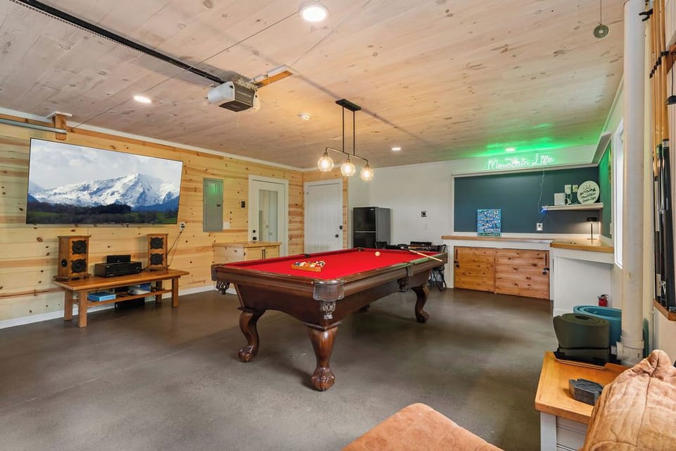 Game room