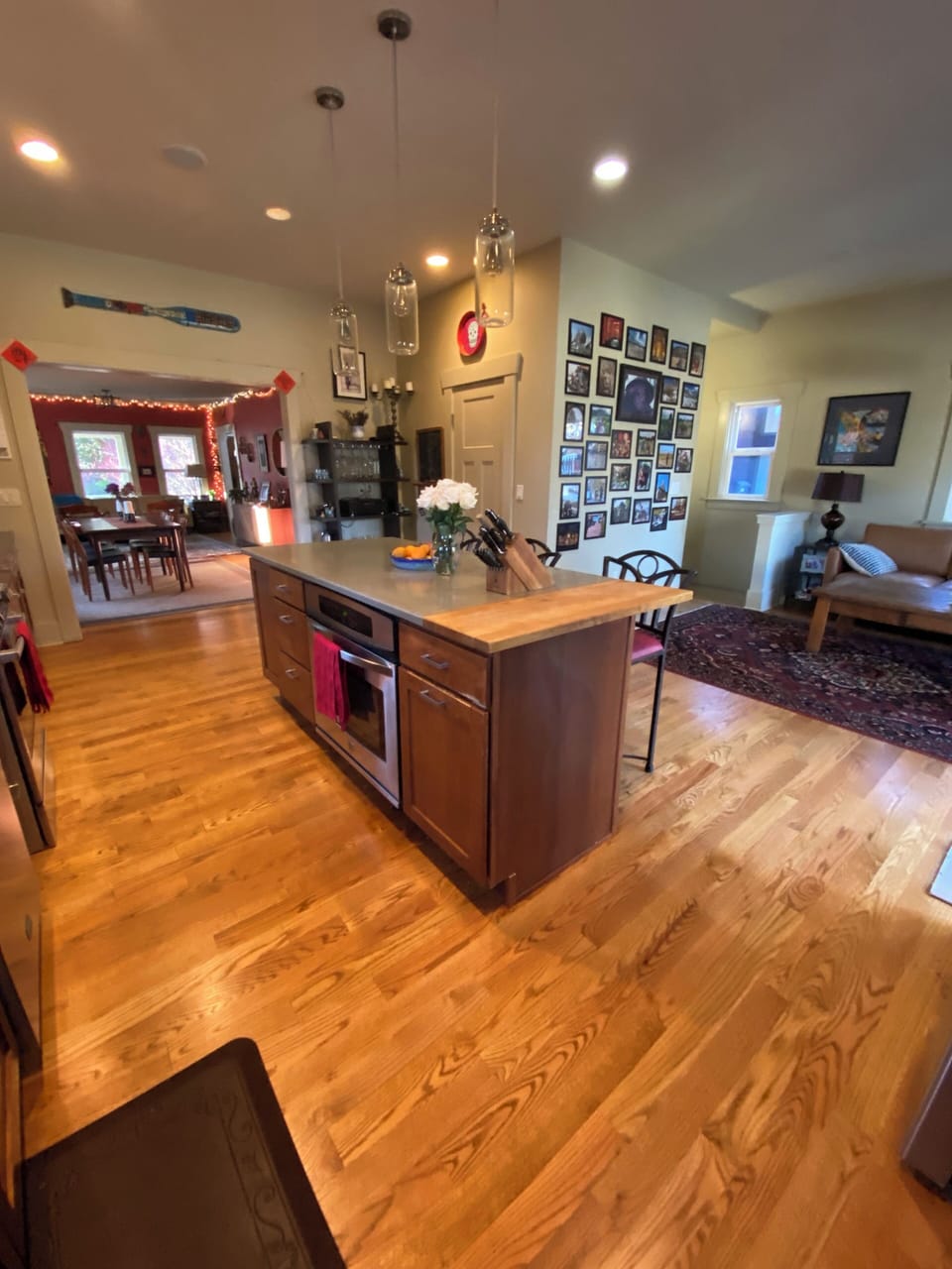 Island with 2nd stove 