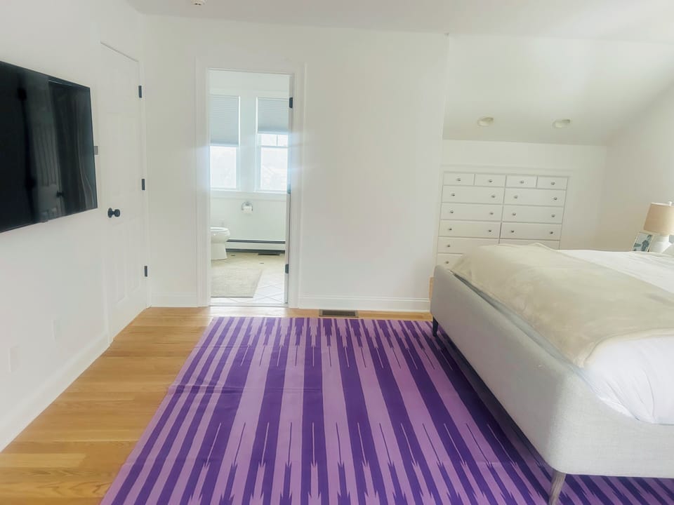 Large Primary Bedroom
