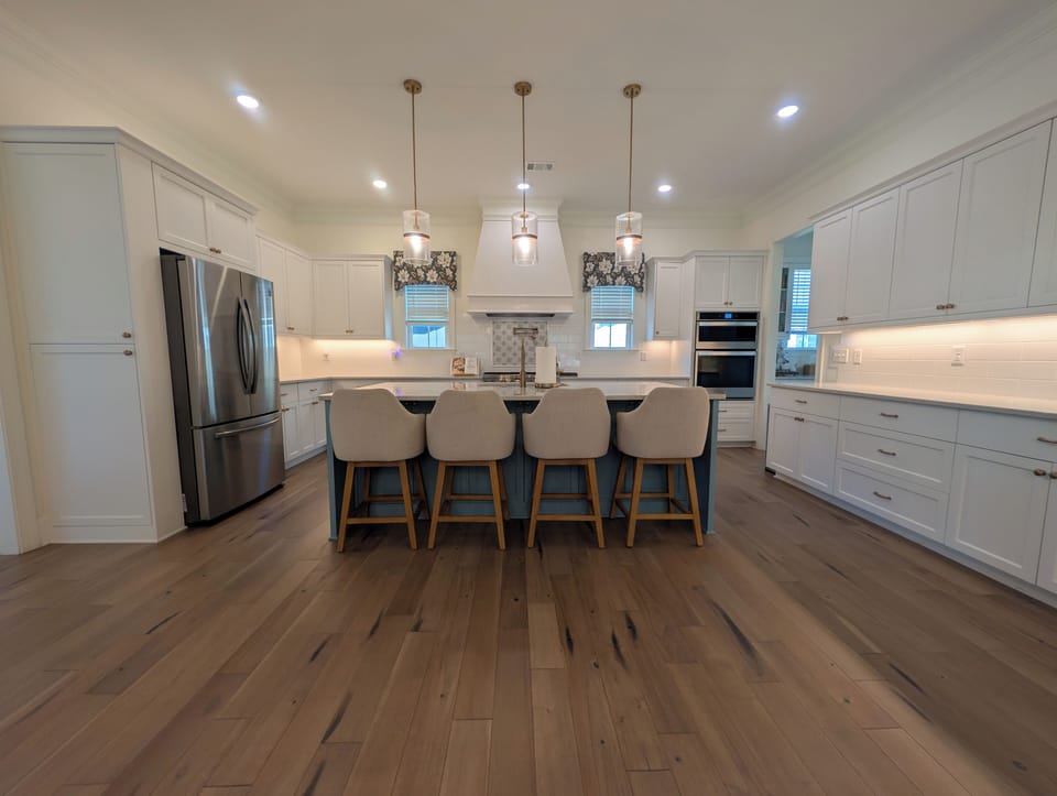 Kitchen Island Seats 4