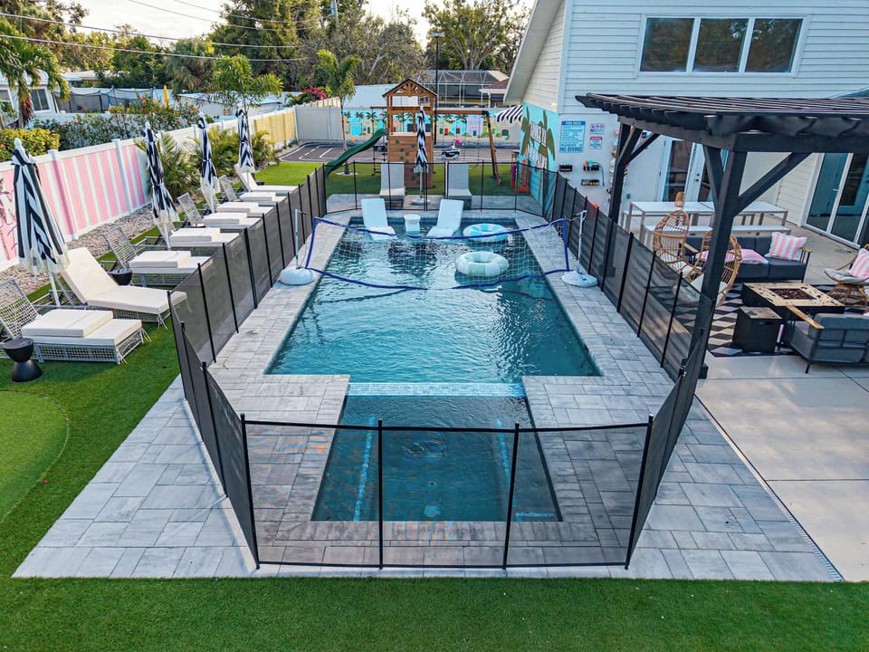 Child Safety Fence Available to Keep Your Little Ones Safe