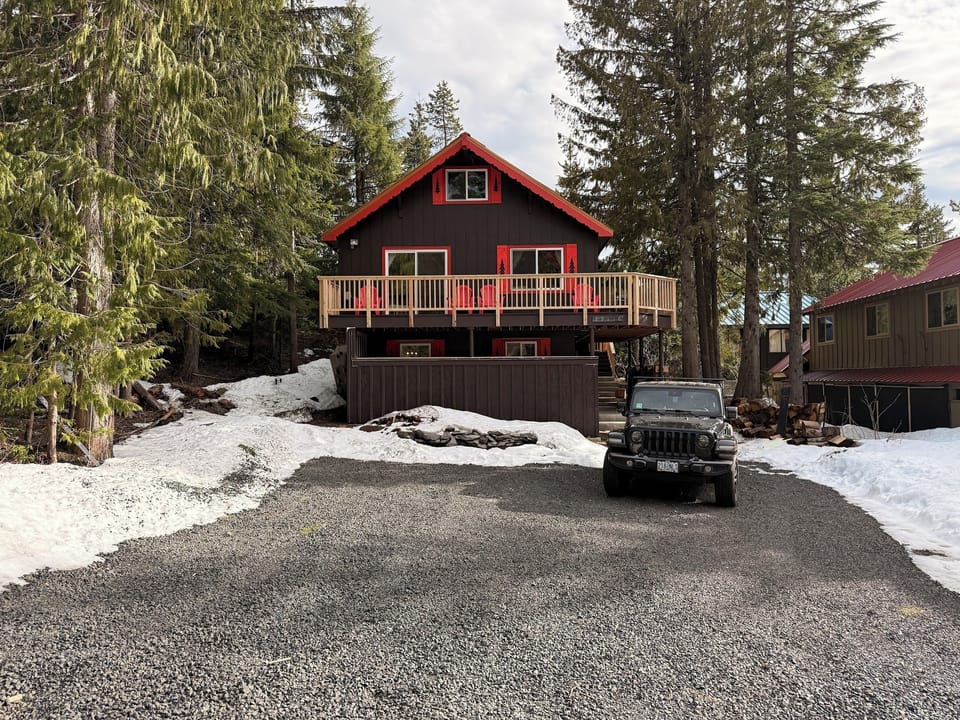 free parking available for 6+ cars, all on the large driveway