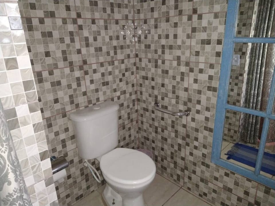 Vista das acomodações da suíte 4