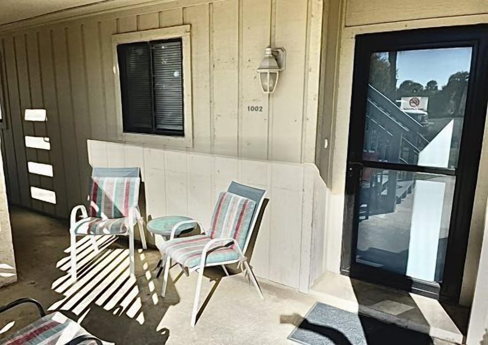 Outside Front Entrance - Outside Front Entrance