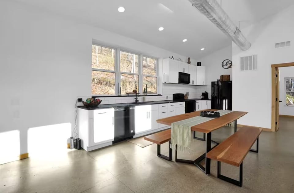 Kitchen/Dining
