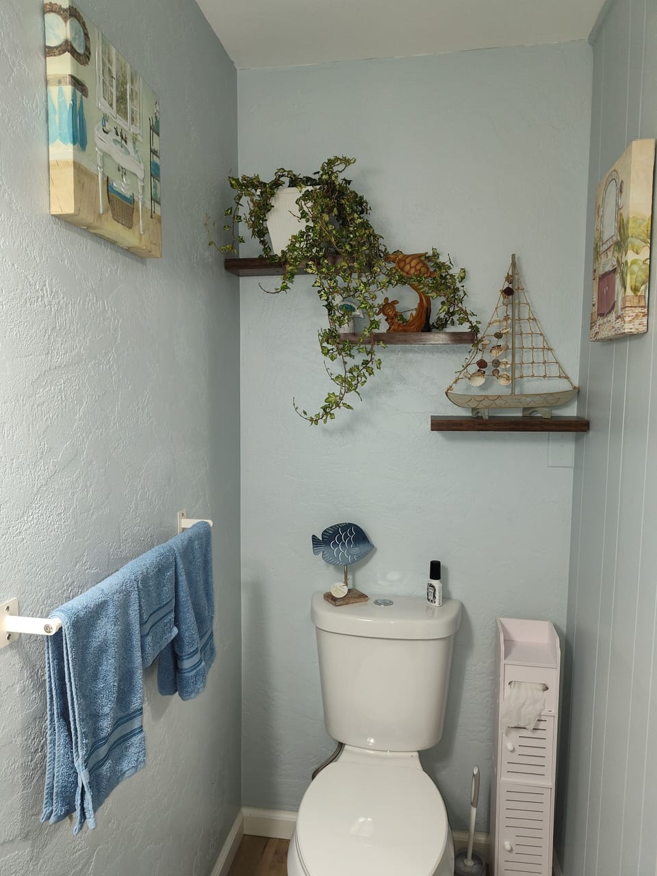 Half bath with coastal decor