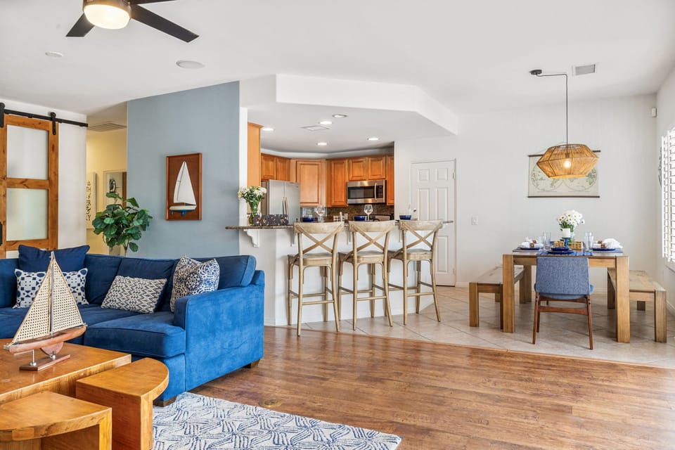 2BD/1BA open floorplan private use of main home portion of total 4BD property 