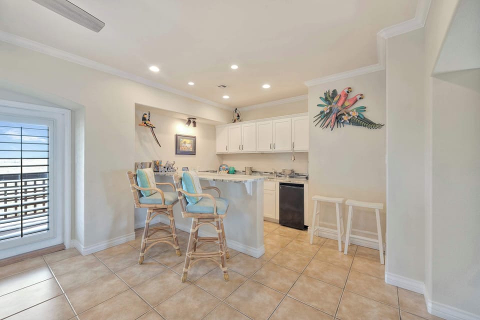 Cook, taste, repeat. Our kitchen is ready for everything from gourmet adventures to midnight snack raids—your culinary creativity knows no limits!