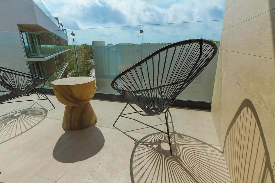 Private rooftop 