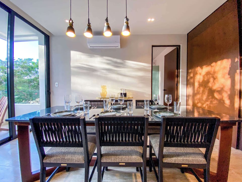 Dining Table for 6