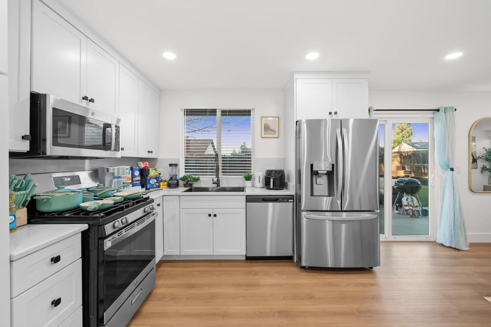 Fully stocked kitchen with everything you need to cook your favorite meals.