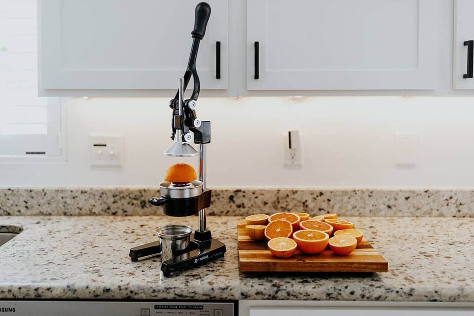 Our newest addition to ARLI HAŪS - a heavy duty manual citrus press, so you can enjoy fresh squeezed orange juice every morning! 