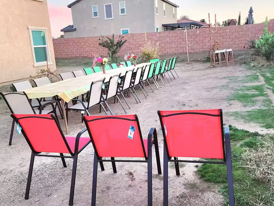 Outdoor dining