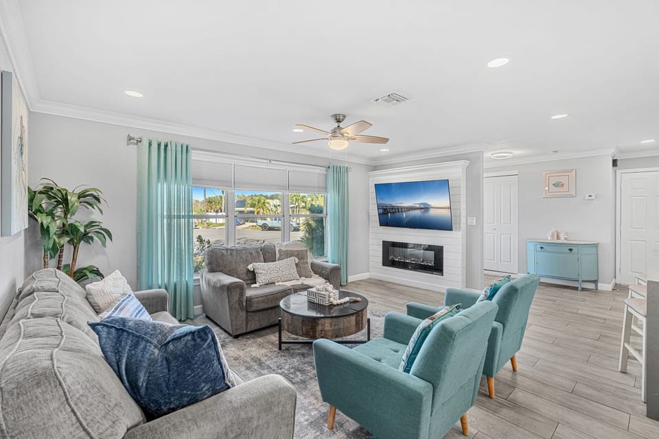 Bright & airy living room with smart TV