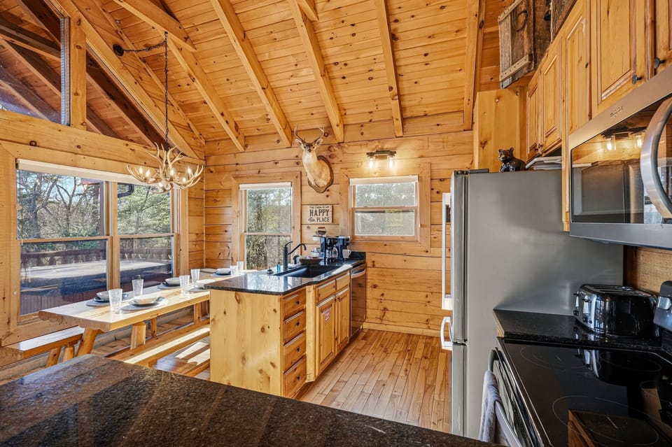 Fully Stocked kitchen