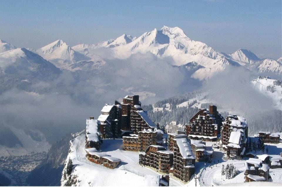 Region [winter] (>5 km)