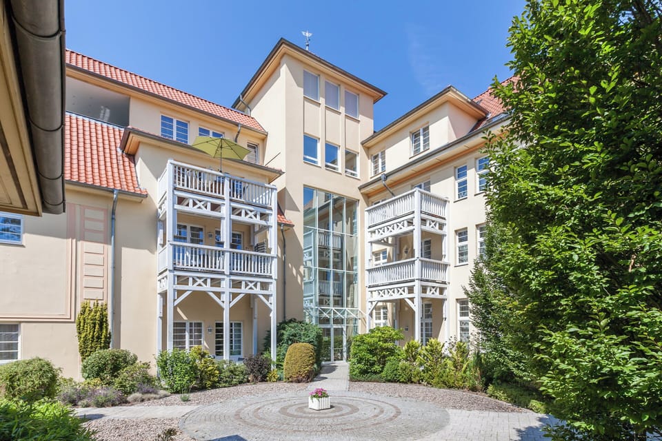 Facade / entrance